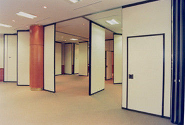 ผนังกั้นห้องสำนักงานแบบถอดได้ผนังกั้นห้องสำนักงานแบบเคลื่อนย้ายได้พร้อมประตู