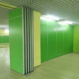 กำแพงกั้นแบบพับได้สามารถเคลื่อนย้ายได้สำหรับห้องเรียนขนาดกว้าง 85 มม