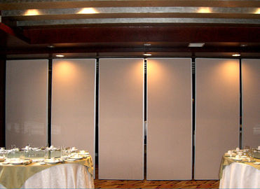 ห้องจัดเลี้ยงโรงแรมห้องโถงพับผนังกั้นห้องเมลามีนสำเร็จรูป ISO9001