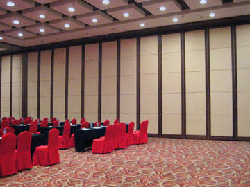 ห้องประชุม Sound Proof กำแพงกั้นแบบแบ่งส่วน Operable Folding Walls กรอบอลูมิเนียม