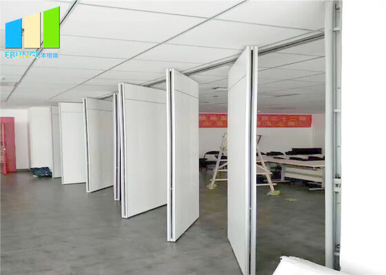 ผนังกั้นห้องอะคูสติกประตูไม้แบบเคลื่อนย้ายได้สำหรับห้องเรียนสำหรับสำนักงาน