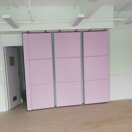 ห้องเรียนอะคูสติกผนังฉากกั้นห้องปฏิบัติการที่สามารถใช้งานได้บุด้วยหนังไม้สีชมพู