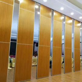 Sound Barrier Conference Hall ประตูบานเลื่อนพับได้ผนัง / ผนังกั้นห้องแบบเคลื่อนย้ายได้